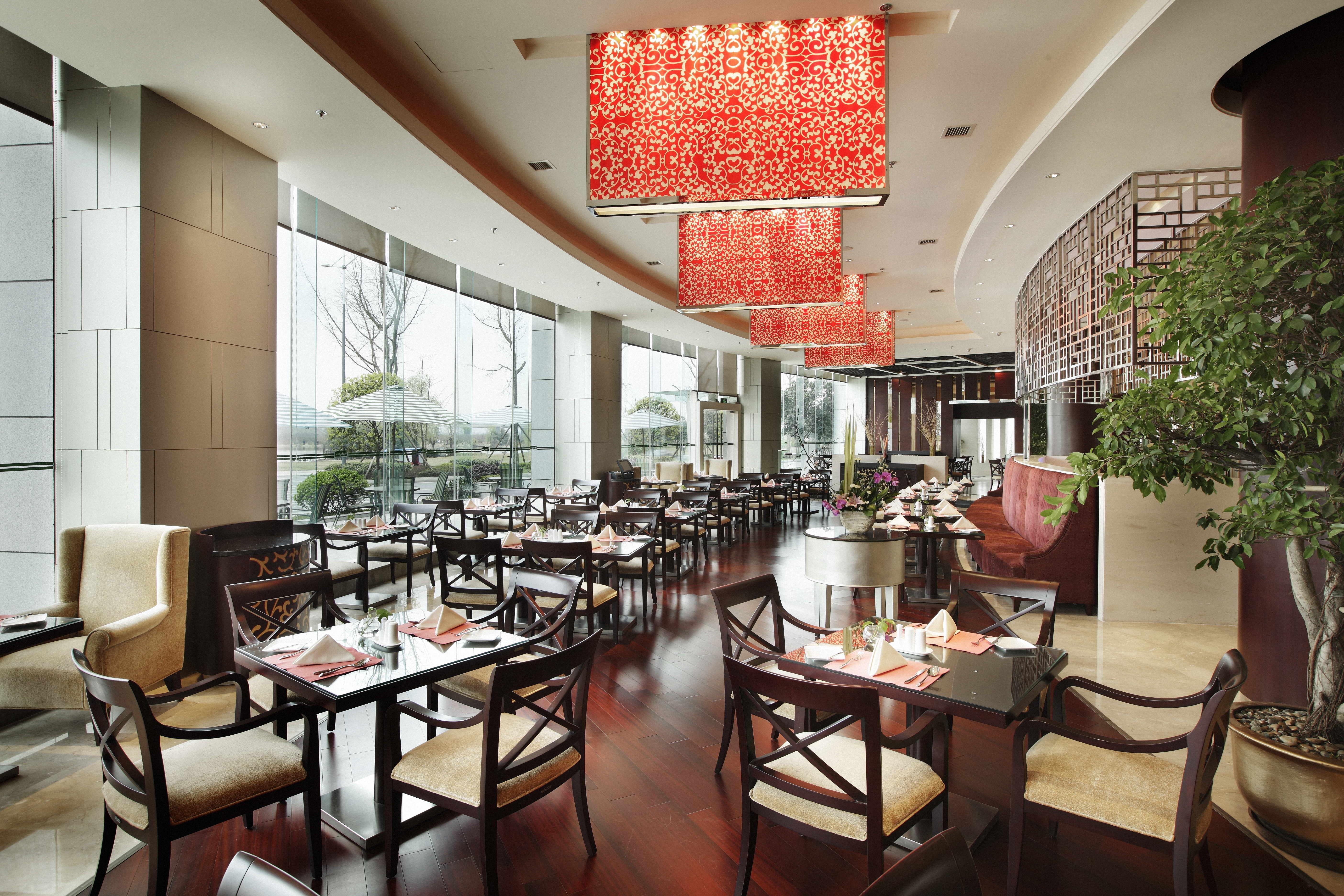 Holiday Inn Chengdu Century City-Westtower Экстерьер фото