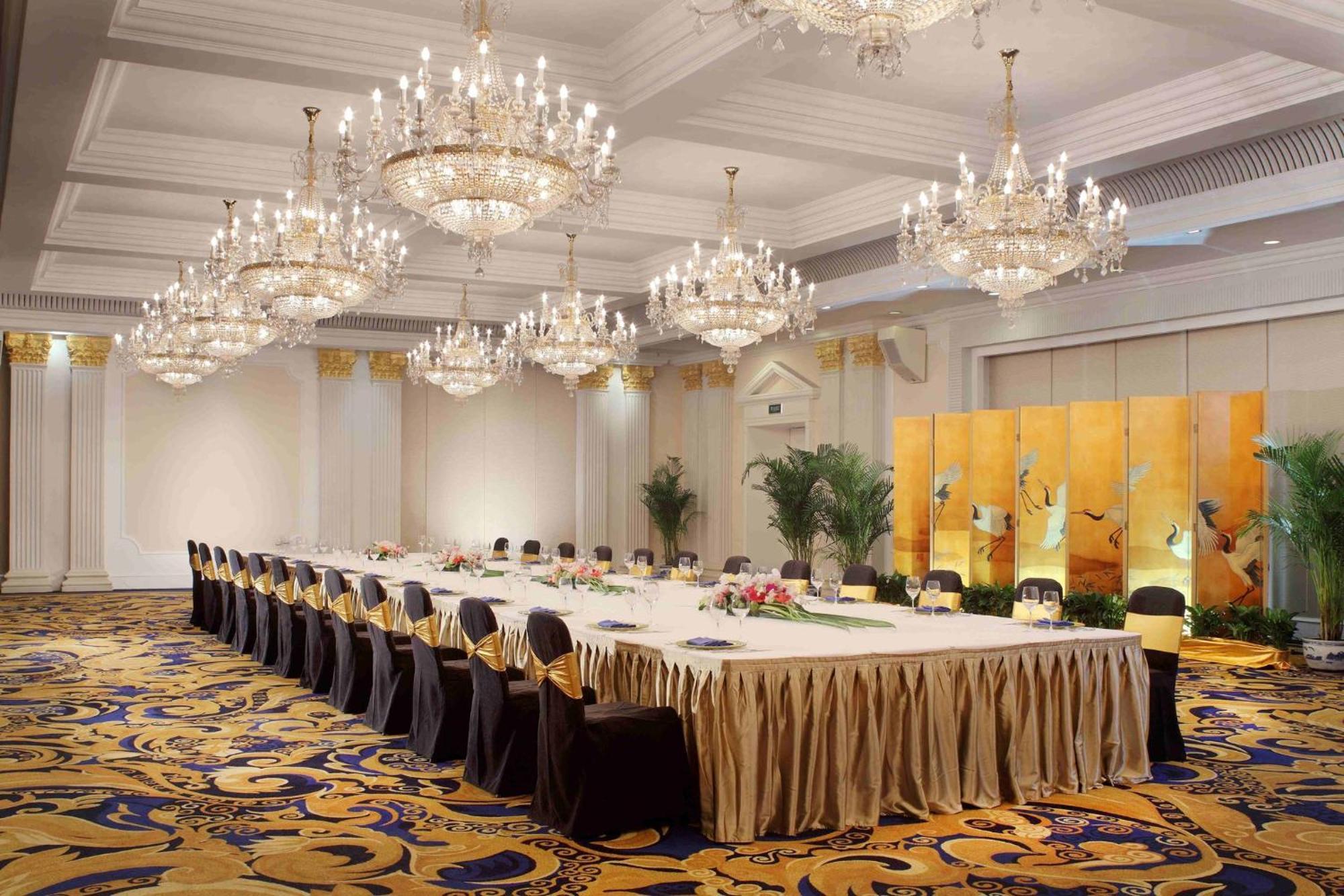 Holiday Inn Chengdu Century City-Westtower Экстерьер фото